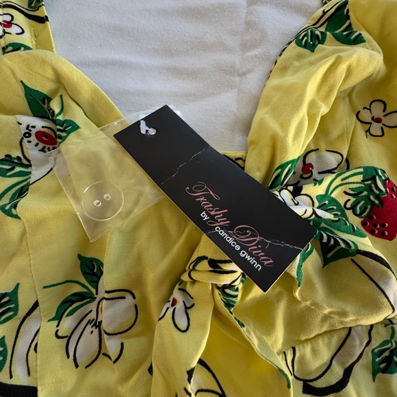 Trashy Diva BerryChantilly Women's Top - Picture 4 of 4